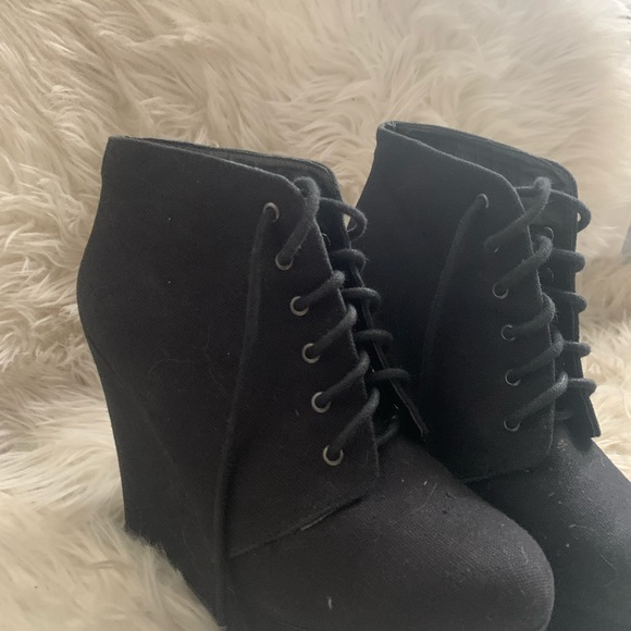 Black cute comfy heels - Picture 9 of 14